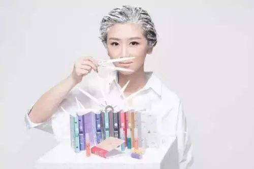 气味图书馆CEO娄小芝：如何引领嗅觉“国潮”？ | 鲜锋人物