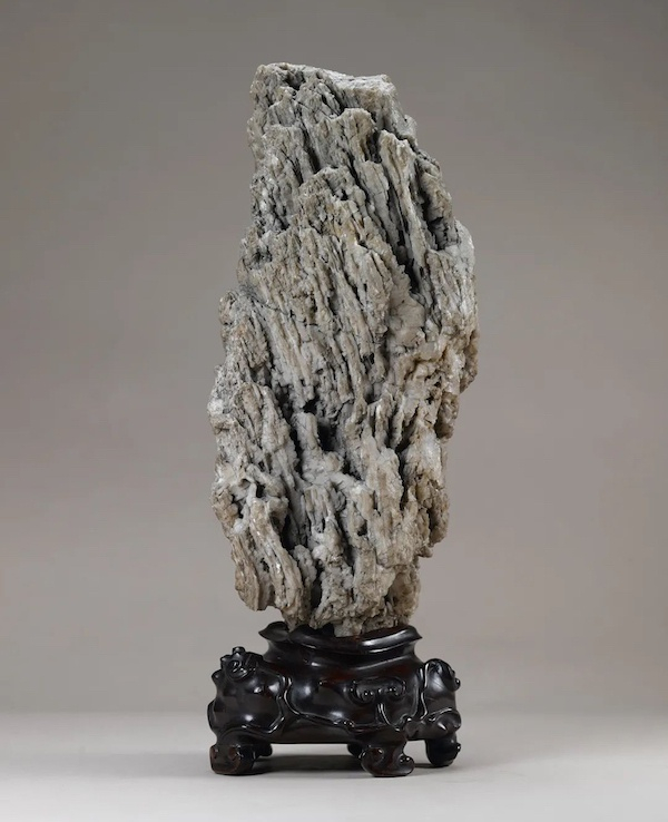 图：“冰晶峰”宣石