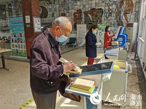 湖南各大文旅场馆逐步复苏 游客有序“打卡”刷赞