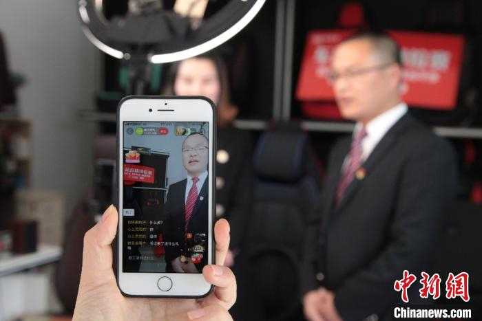 电商直播带货 奚晋阳 摄