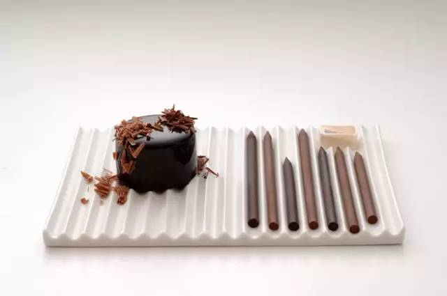 他是日本设计之神，这次却将性冷淡的巧克力，玩出了高潮