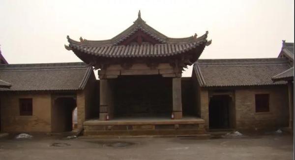 高平二郎庙修缮前后对比照