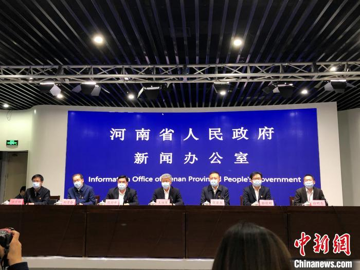     图为新闻发布会现场　刘鹏　摄