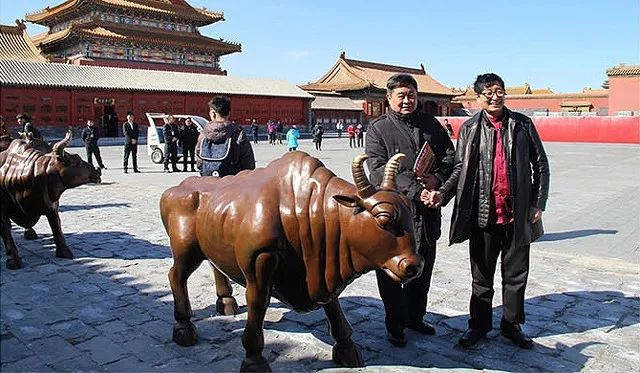 ▲ 故宫前院长单霁翔（左）和朱炳仁（右）