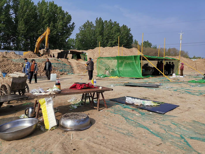 &nbsp;事发地点外围。新京报记者 程亚龙摄