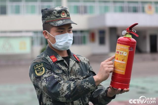 武警广西总队钦州支队开展安全教育云课堂助力安全教育日