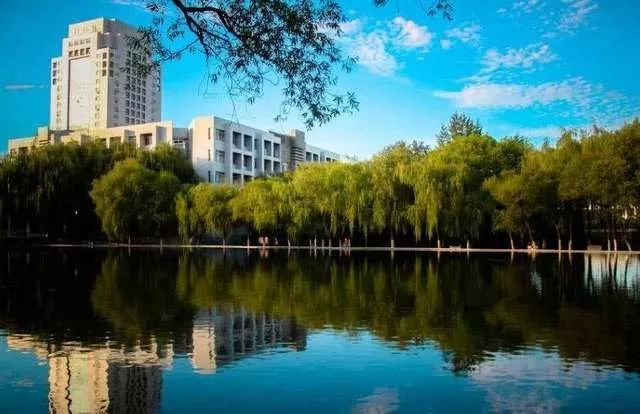 新中国成立70年：我国高校招生制度的改革与发展