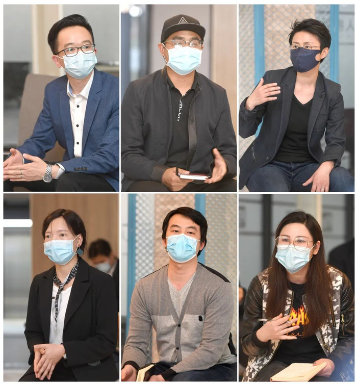  6位青年创业者发言。第一排左起：般若互动科技创始人汪厚波、十点半文化传播创始人陈利存、人人视频武汉总经理刘僖；第二排左起：微梦传媒人事经理柯友婉、十点半文化传播人事总监王峰、般若互动科技人事经理杨思。 长江日报记者 周超 摄
