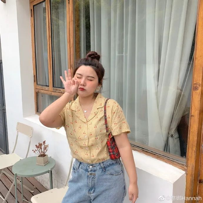 120斤+的微胖女孩怎么穿才能又美又瘦?