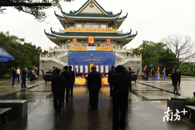 缅怀寄哀思！广东多地举行绿色文明祭扫活动