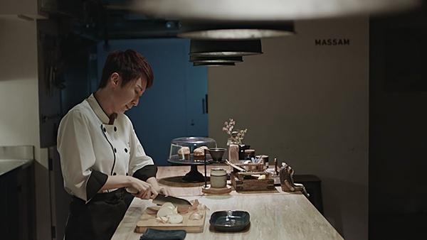 方小薇不知道李子勇默默深爱着她