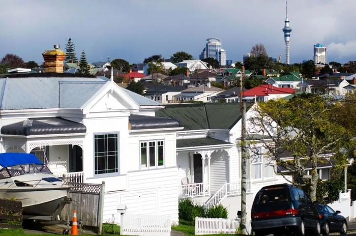 经济学家：新西兰房价将下跌10%或更多！
