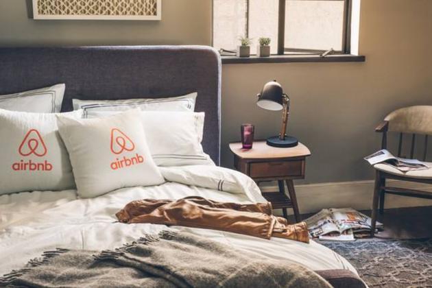 民宿平台自救：Airbnb IPO推迟 途家断臂求生
