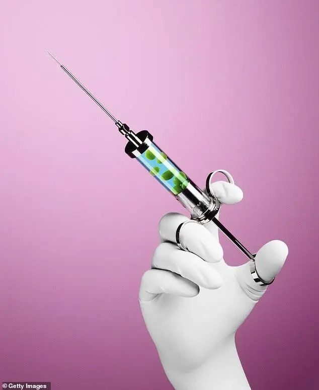 ↑接种卡介苗和没有接种卡介苗的国家之间，发病率和死亡率的差异之大（近10倍）。图据《每日邮报》