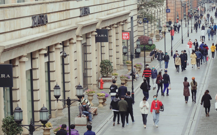 4月6日，武汉解封前两天的江汉路步行街。受访者供图
