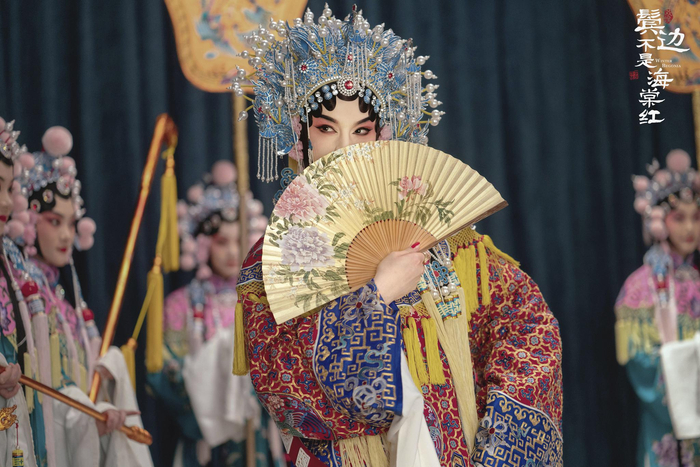 尹正的戏曲扮相非常俊美，令黄晓明也想尝试旦角。图片来自网络