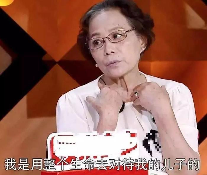 79岁瘫痪母亲被亲儿活埋：妈妈，你可不可以活得“自私”一点