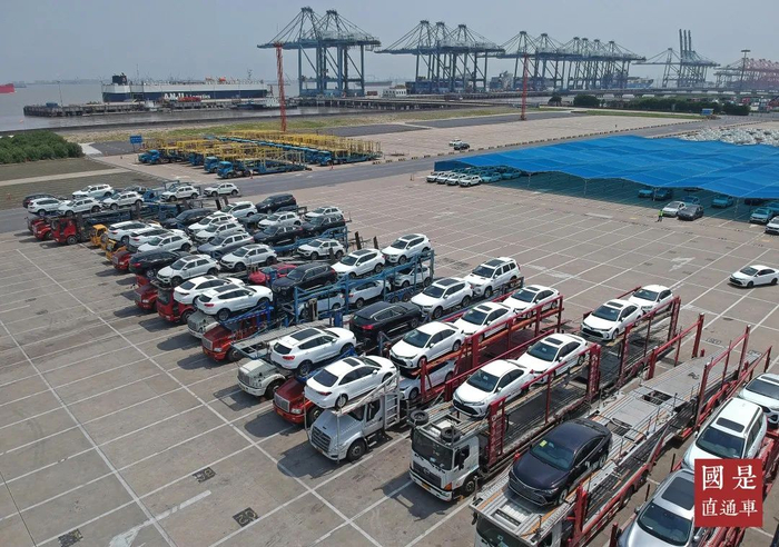  △&nbsp;中国汽车业有序恢复生产和经营。 中新社记者 殷立勤 摄