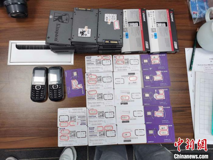 作案工具。 徐婷 摄