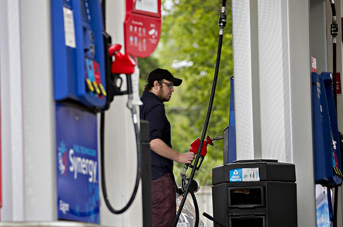 2020年4月29日，美国弗吉尼亚州阿灵顿的一家加油站。