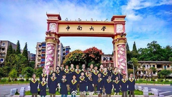 2020大型开学比惨现场：宿舍惊现鸟窝，厕所长出番茄...看完准备返校的同学都崩溃了
