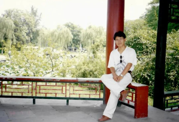 我和北大教授聊了3小时才明白，当存款缩水，聪明人都会做这件事