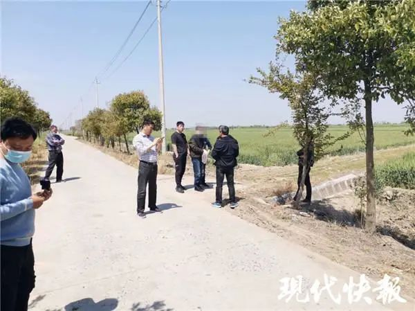 △程某指认抛尸地点