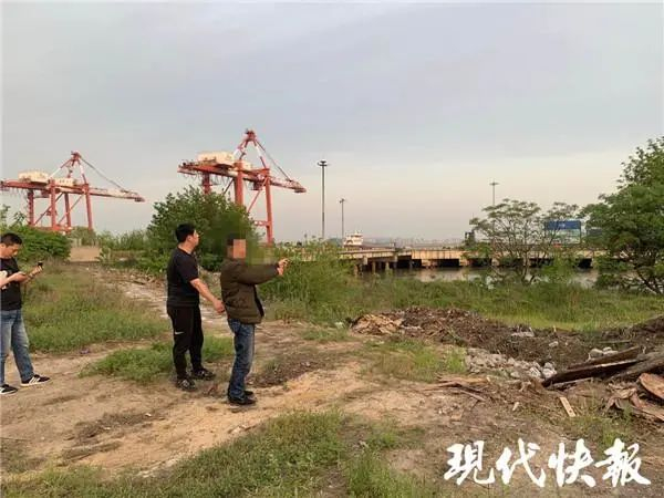 △程某指认抛尸地点