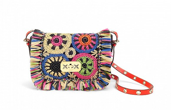 图片来源：fashion-press