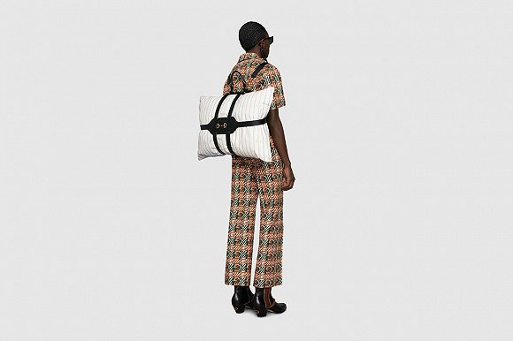 图片来源：hypebeast