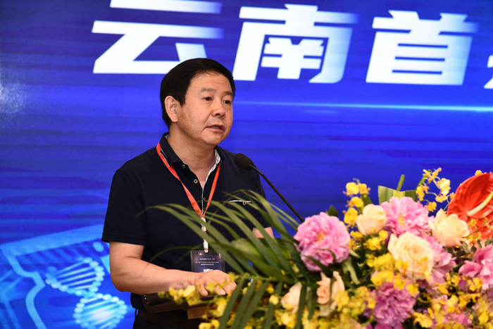 云南省疾控中心丁峥嵘