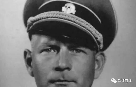 二战时期，为啥德国很多军人喜欢戴歪军帽？真实理由令人崇敬