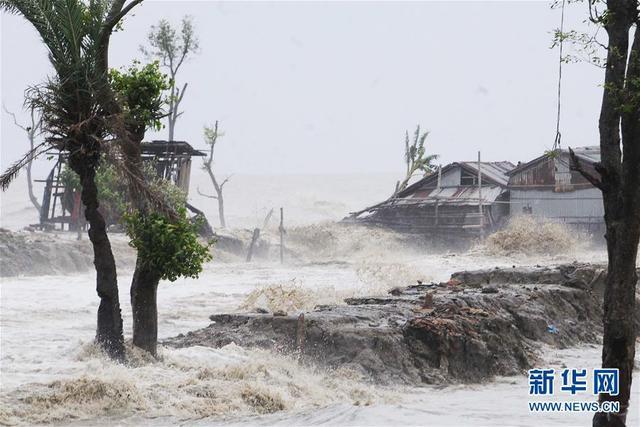 孟加拉湾沿海地区迎战特强气旋风暴“安攀”