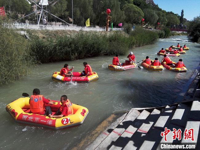 图为赤金峡风景区漂流。(资料图) 玉门市委宣传部供图 