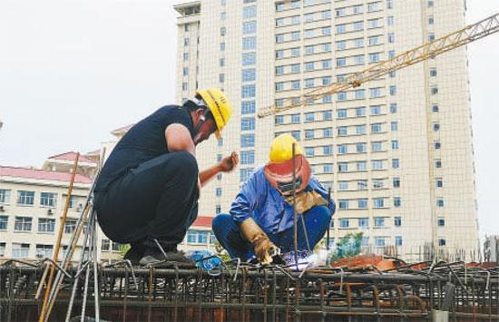 海南儋州“超常规”谋划确保完成全年各项目标