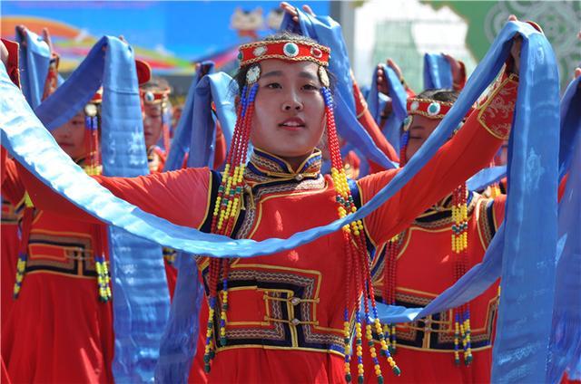 滇桂藏蒙甘新吉7省区代表委员和相关人士共话兴边富民——迎来大跨越 实现大发展