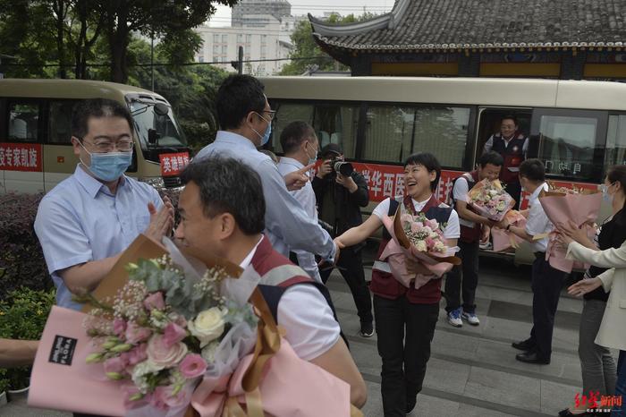 40天 中国援非抗疫专家组成员安全回家