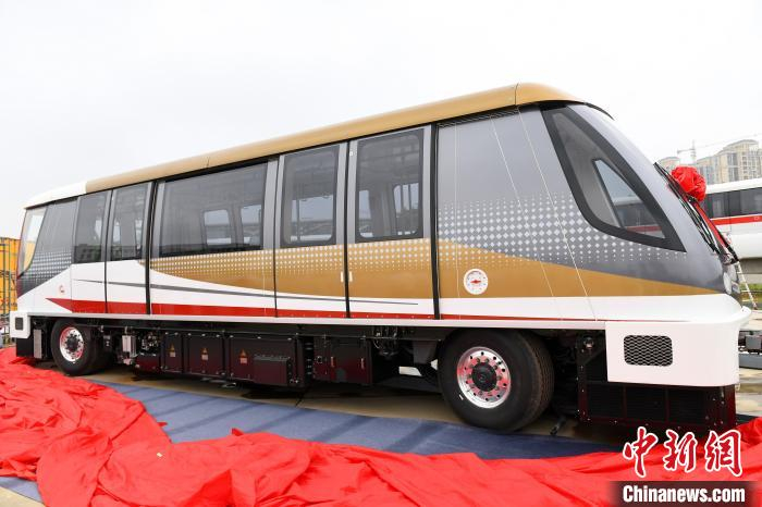 出口泰国曼谷的全自动旅客运输系统车辆。　陈小奇 摄