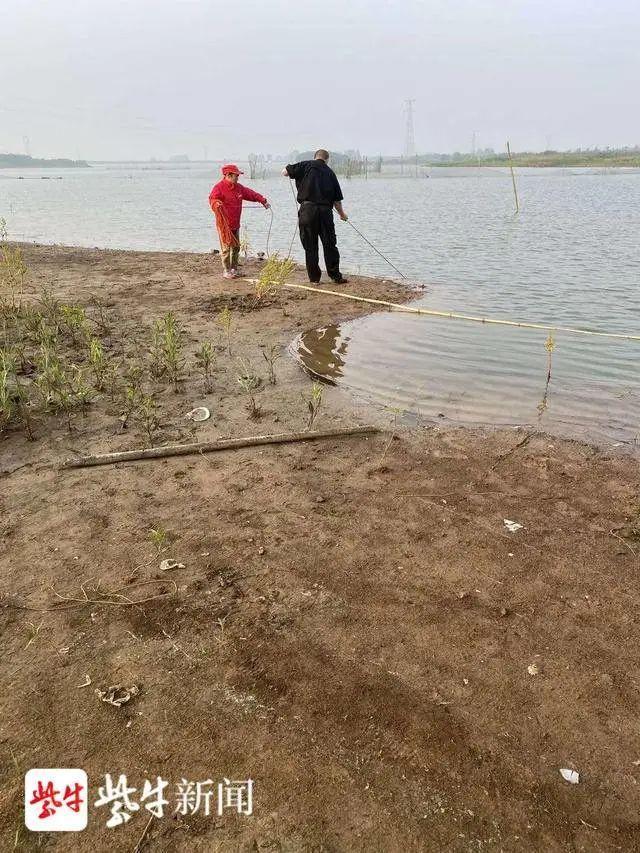 江苏一19岁男生溺亡水库？有人猜测是学生，警方回应