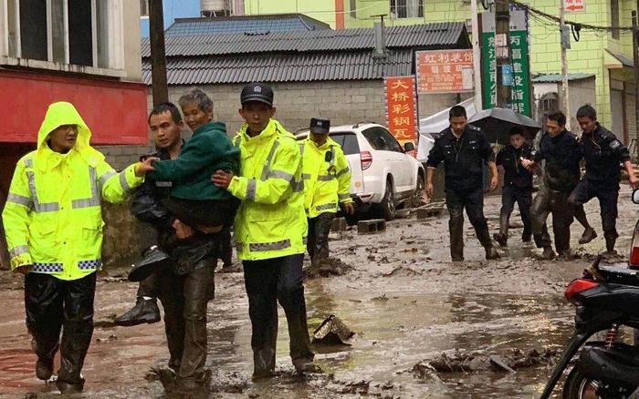 暴雨泥石流致云南贡山县五千余人受灾