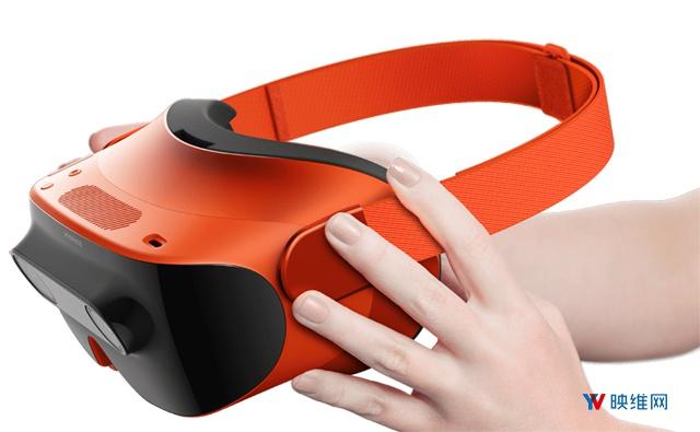 前HTC CEO周永明发布了一体式VR头显Mova