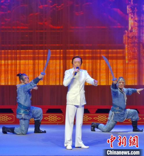 图为“济南二安”诗词京剧演唱会彩排照。济南市京剧院供图