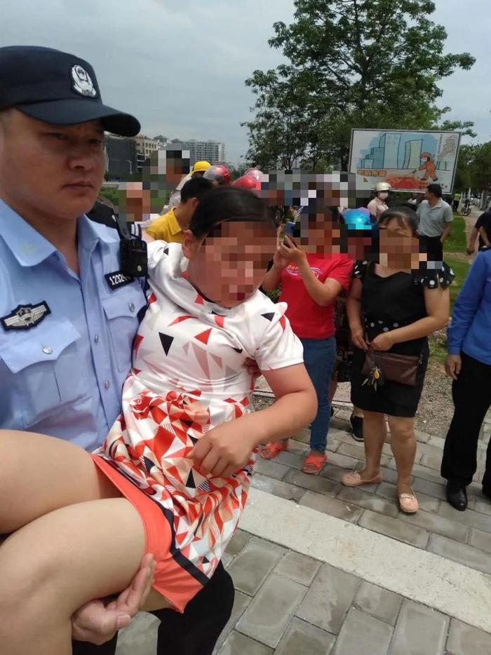 五华一女子欲跳河轻生！竟是因为...