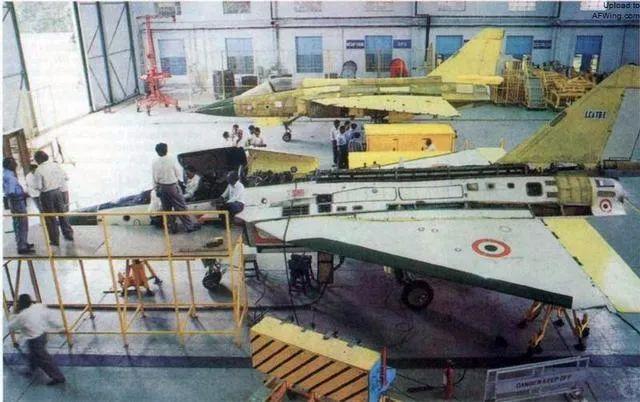 密切关注！印度空军最新动向，“光辉”战机持续扩编意味着什么？