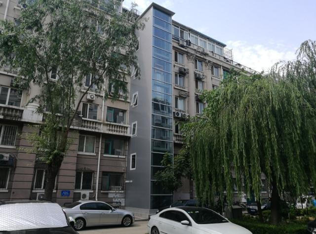 天通苑东三区老楼加装的电梯