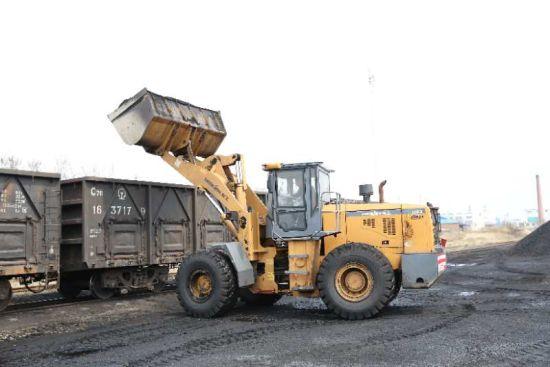 20万吨煤炭“搭”专用线运输 产用煤企共同复工达产