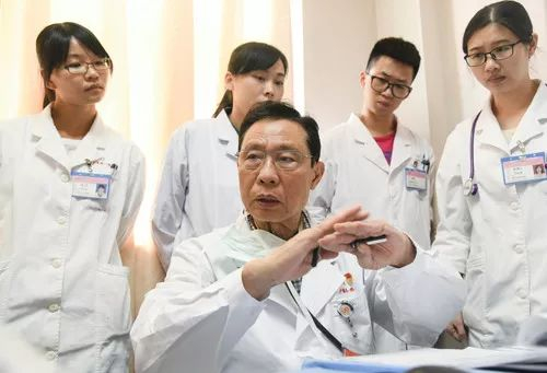 &nbsp;新华社记者邓华 摄