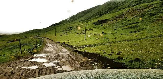 四川版独库公路！成都出发2天往返，邂逅草原野花、雪山云海美景