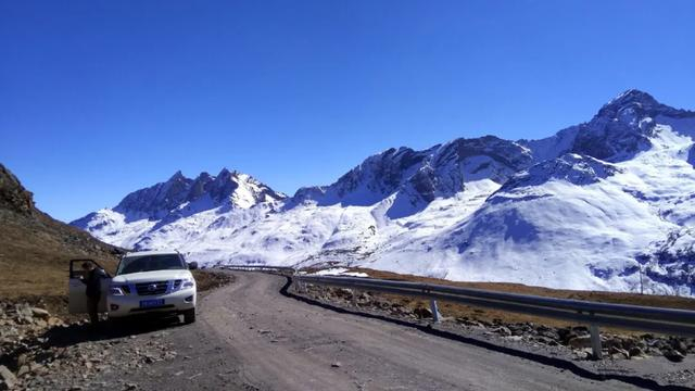 四川版独库公路！成都出发2天往返，邂逅草原野花、雪山云海美景