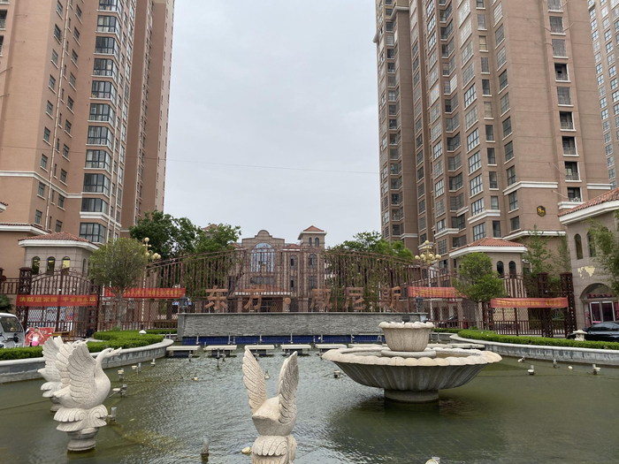 柴长安开发的东方威尼斯小区。 新京报记者摄